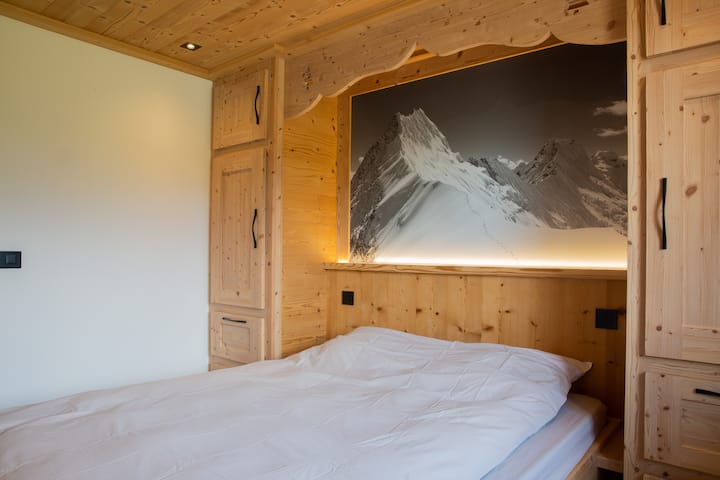 Cama 160*200 con almacenamiento a ambos lados