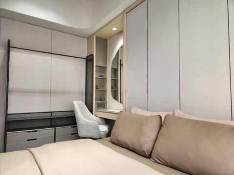 Comfy Easeful Stay | 2 Bedroom