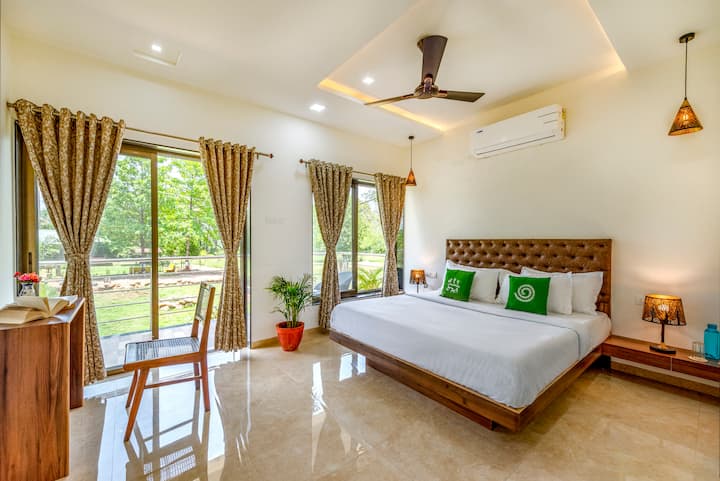 ლუქს-კლასის ვილები პუნასთან