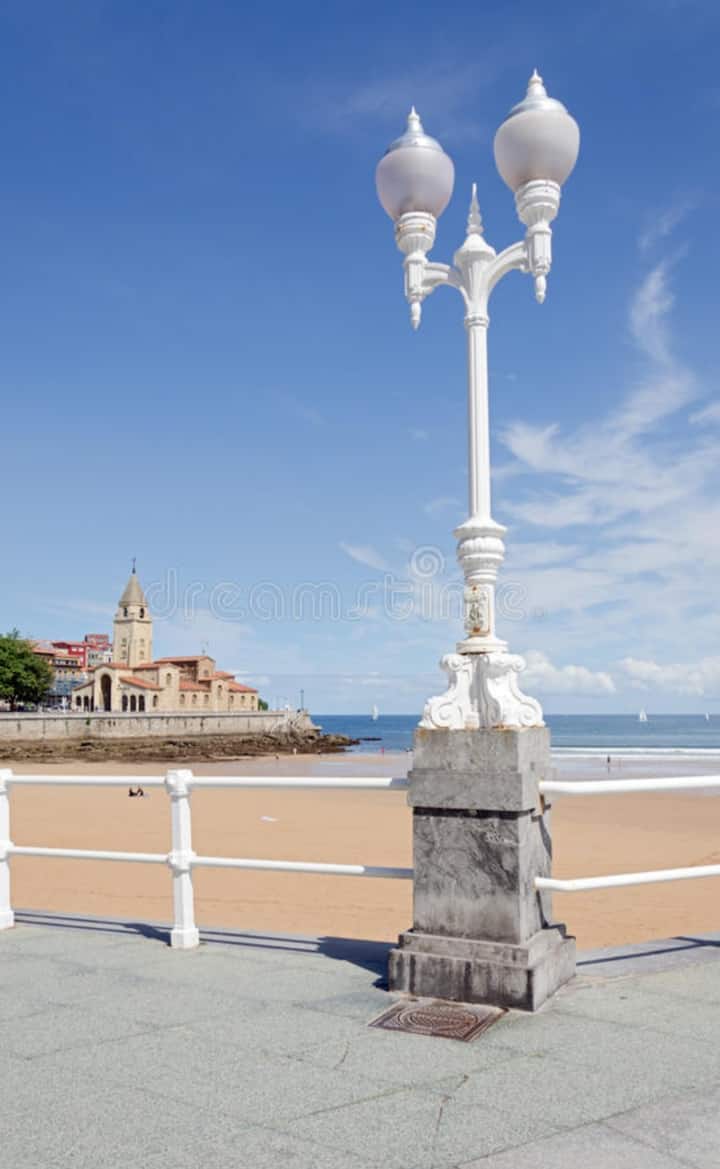 Céntrico Apartamento En Gijón - Gijón