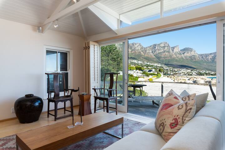 GLEN BEACH BLISS -3 bed bungalow gallery image 3