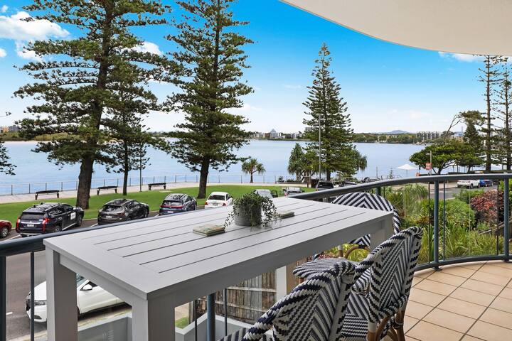 Beach Front Apartment Unit 3