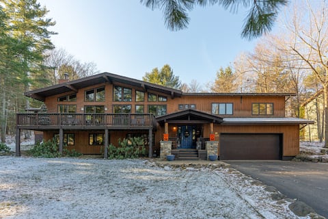 Adirondack Azure Lodge