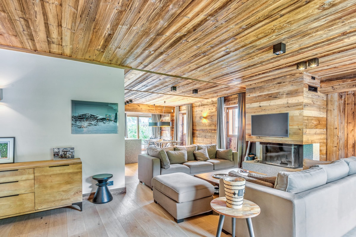 Popular Airbnb listing: 175sqm • 4 BR / 4 BA • Walk to Megève in Megève