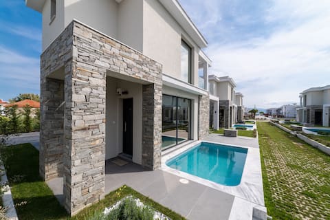 Thalassa - Three-Bedroom Villa Private Pool
