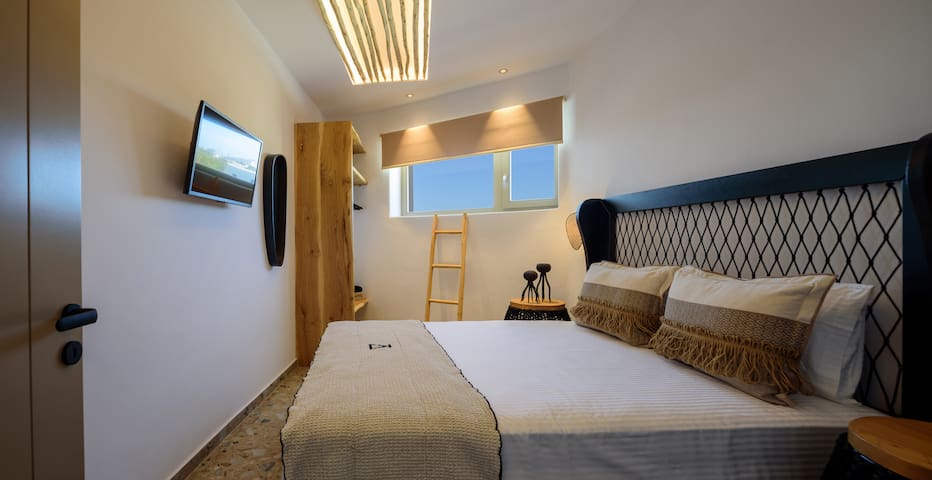Do  Disturb managed Airbnb listing 2
