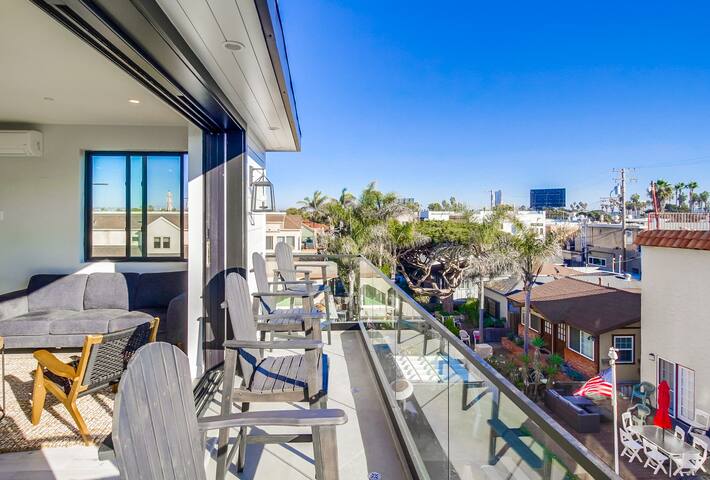 OCEAN VIEW – 1 block to the beach gallery image 4