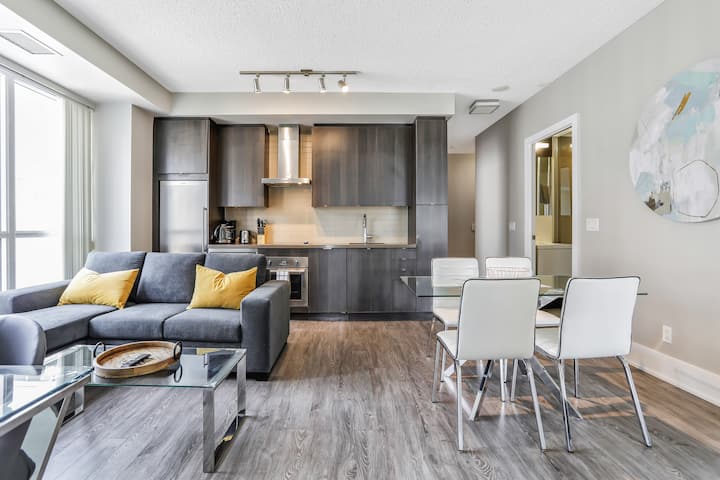 Executive Downtown 3br | Prime Front St W - Mississauga