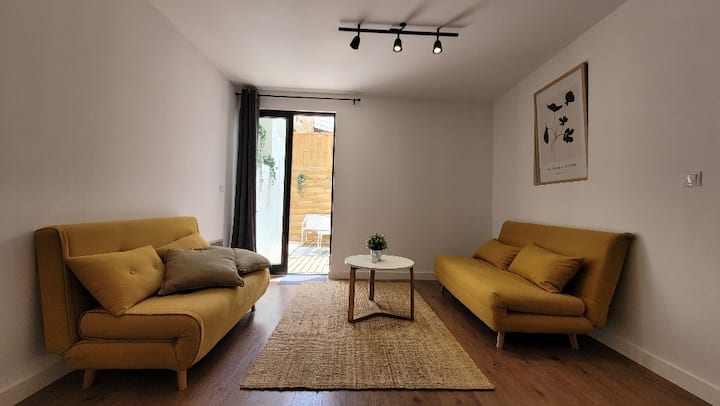 Newly Renovated House With Patio - Salobreña