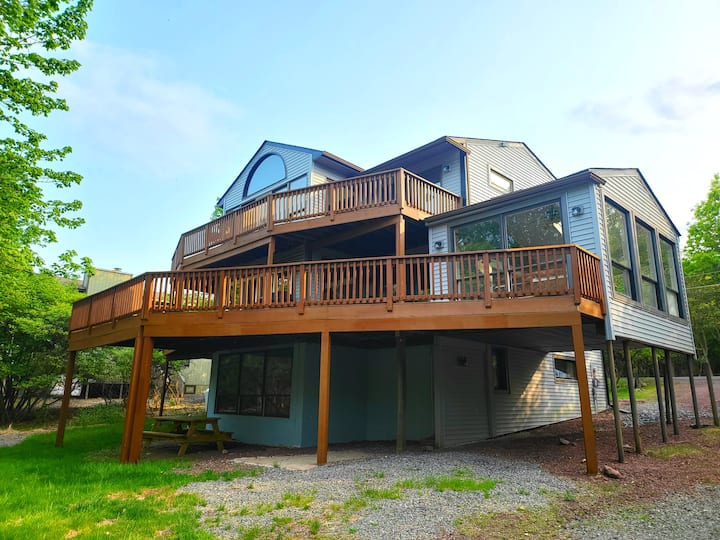 Mountain View Lodge Houses for Rent in Albrightsville, Pennsylvania