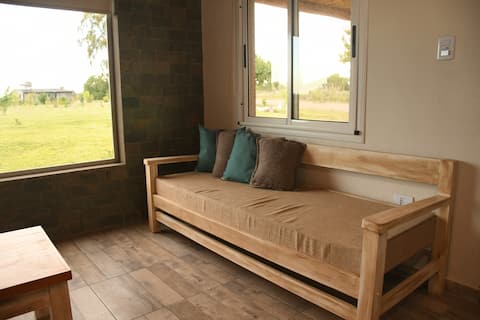 Anuncio de Airbnb popular: Divine cabin on a farm en Capitán Montoya