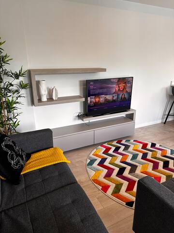 Modern Gated 5 Bedroom Duplex gallery image 4