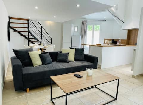 Top Airbnb: My Serenity – Bright loft – Downtown à Avignon