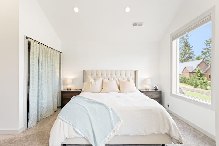 Chambre à l'étage (lit king)