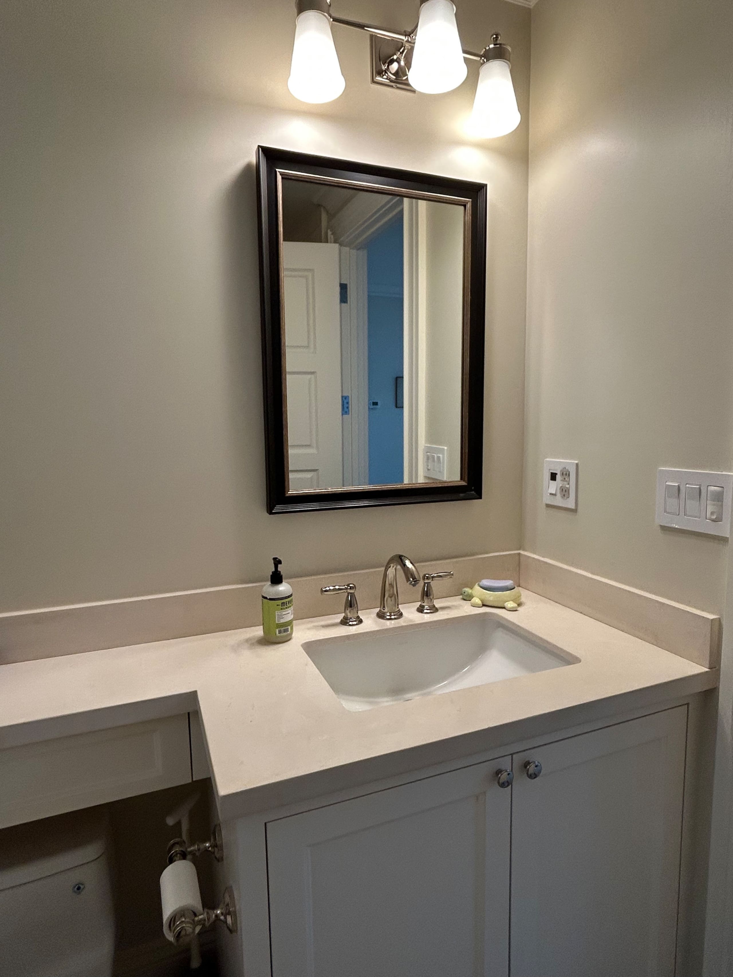 Home in San Francisco · ★5.0 · 5 bedrooms · 5 beds · 4.5 baths - Image 23