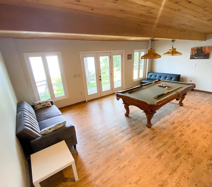 غرفة المعيشة