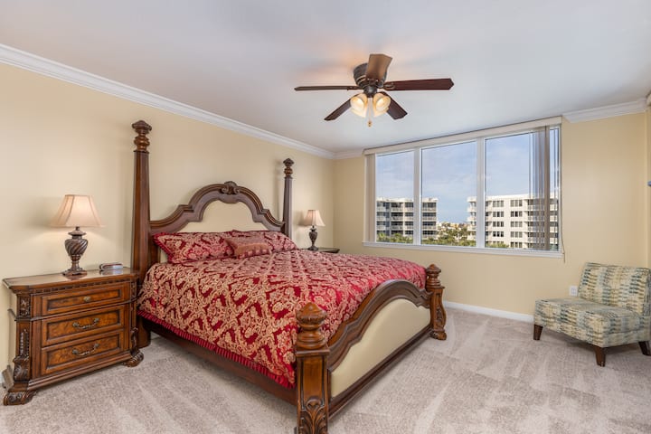 You’ll sleep well on the luxurious king bed with pillow top mattress.