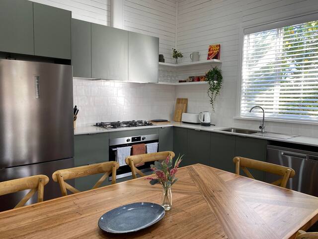 Mayfield House Collie