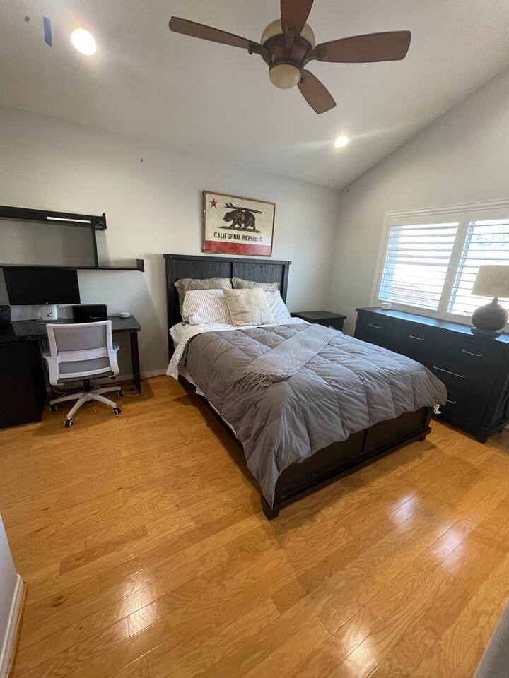 غرفة النوم 2