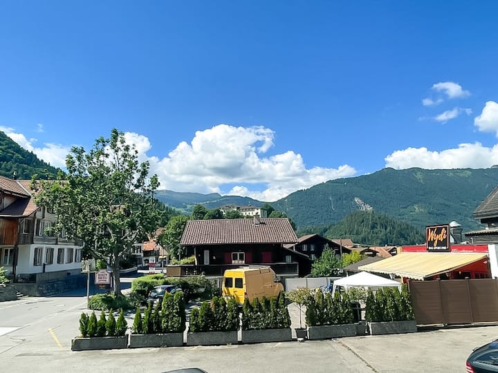 Alpenglück Apartment - Aare Jungfrau AG
