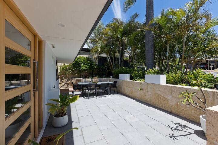 Seaside Serenity Sorrento Pet Friendly gallery image 3