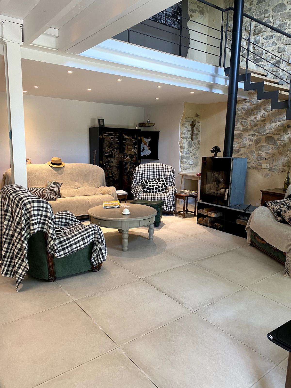 Successful Airbnb property: La Courounade in Vaison La Romaine