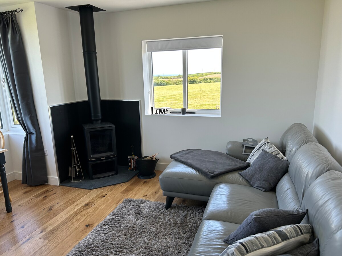 Top performing Airbnb: Polperro 30 min walk ,nearby coastal paths in Polperro