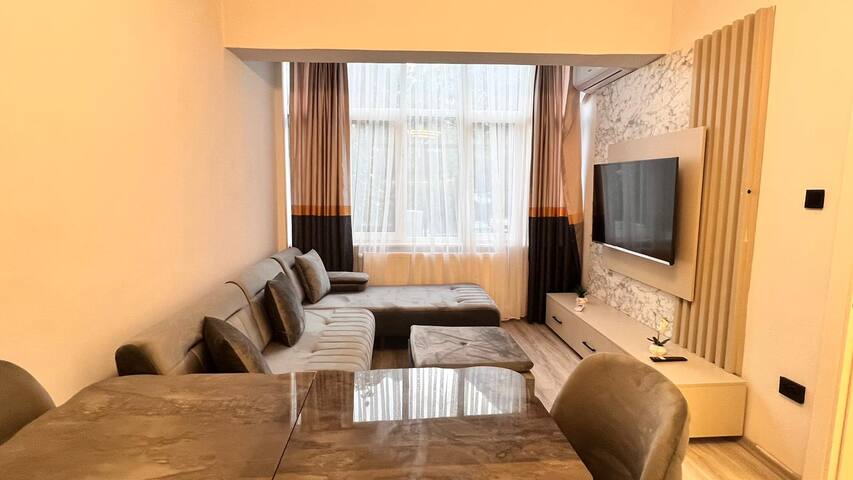 Şişli’de müstakil lüks dubleks bahçeli 4+2 Villa gallery image 2