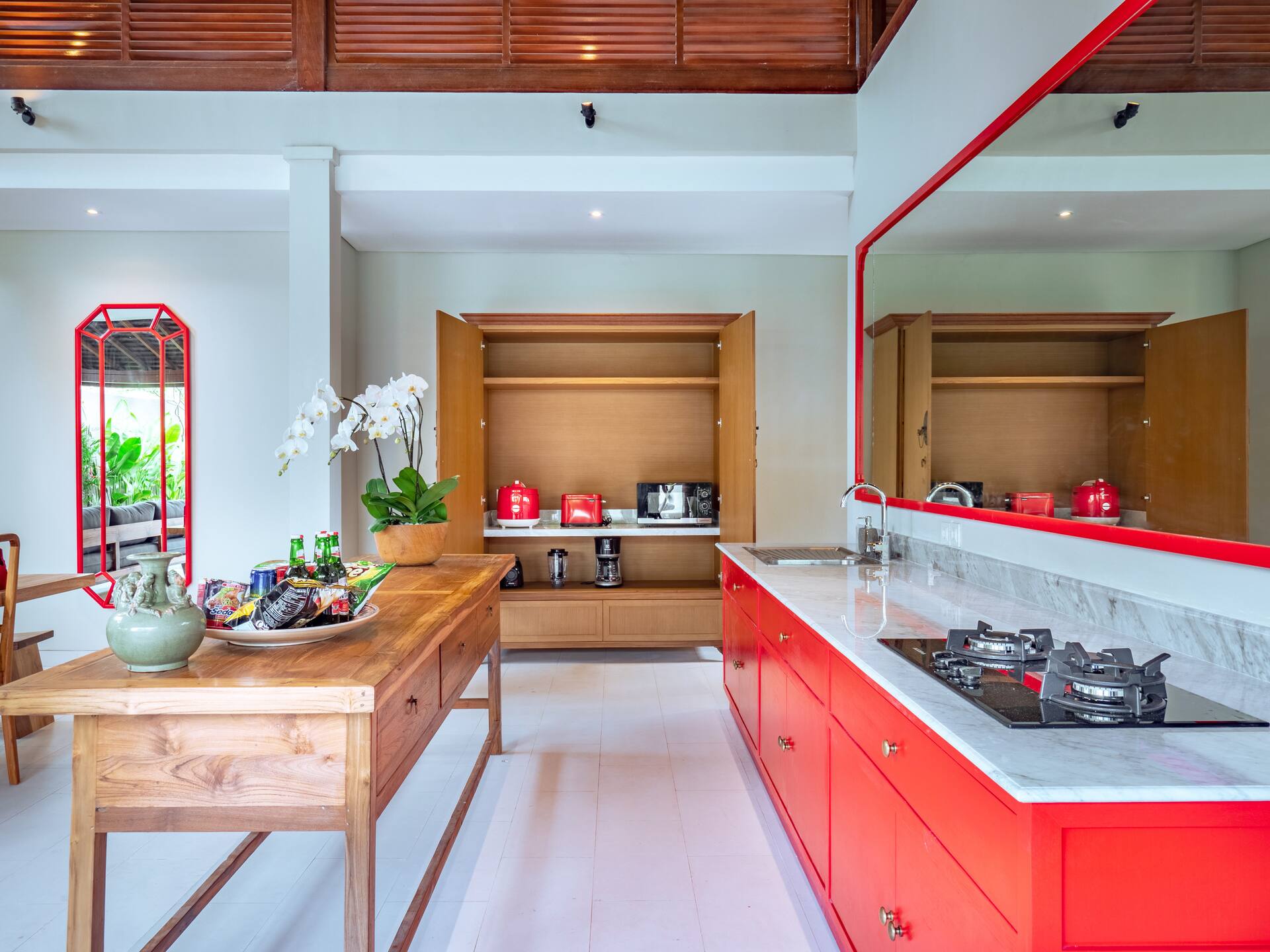 Umalas Tropical Modern 3 Bedroom Private Villa in Kerobokan 3