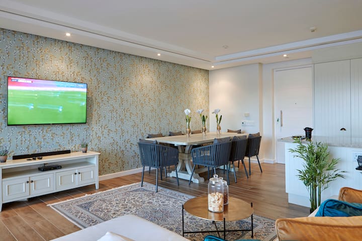 V&A Waterfront Deluxe Apartment gallery image 5