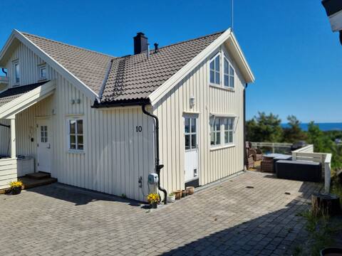 Sørlandshus by the beach