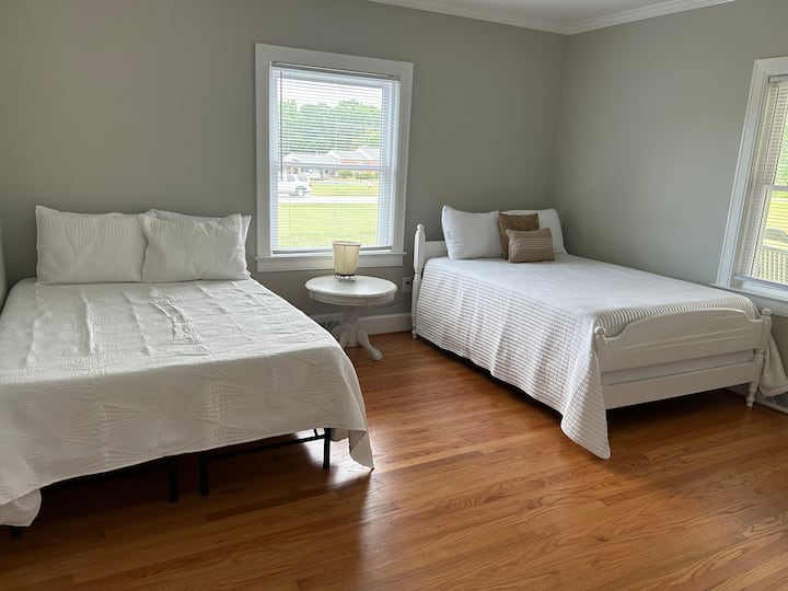 Dormitorio3, 2 camas completas