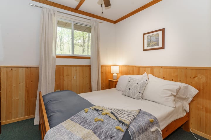 Hlavný zrub v druhom spálni 