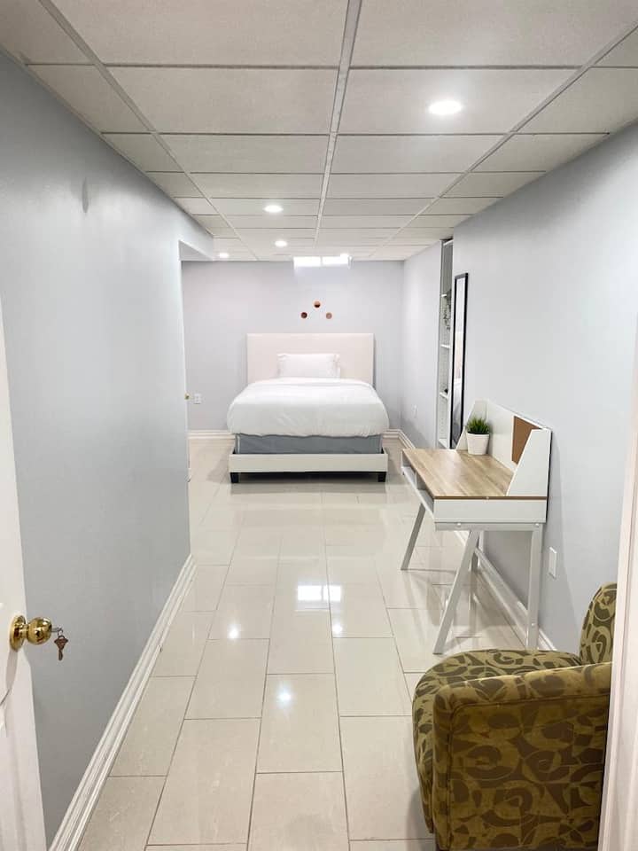 Comfortable Clean Cozy Stay - Milton, Canadá