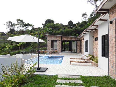 Monteverde Country House and Cabins