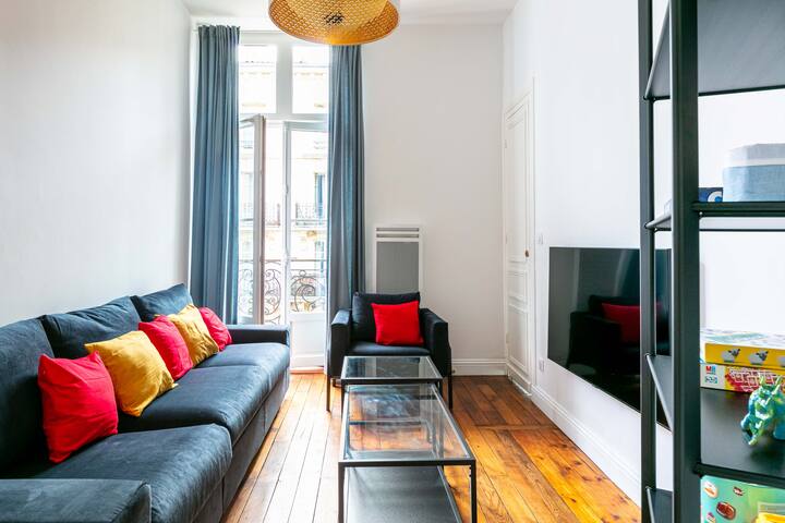 8 Traveller Family Apartment Bordeaux City Centre gallery image 2
