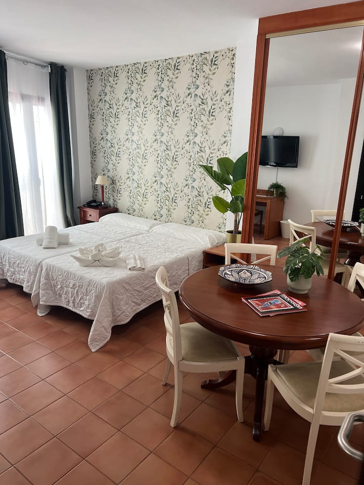 2 Kamer Appartement Met Keuken - Benalmádena