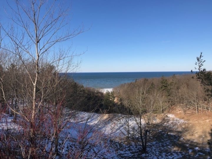 Norton Shores Vacation Rentals & Homes Michigan, United States Airbnb