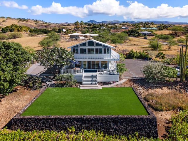 NEW! Ocean View Hawaii Vacation And Event Retreat gallery image 2