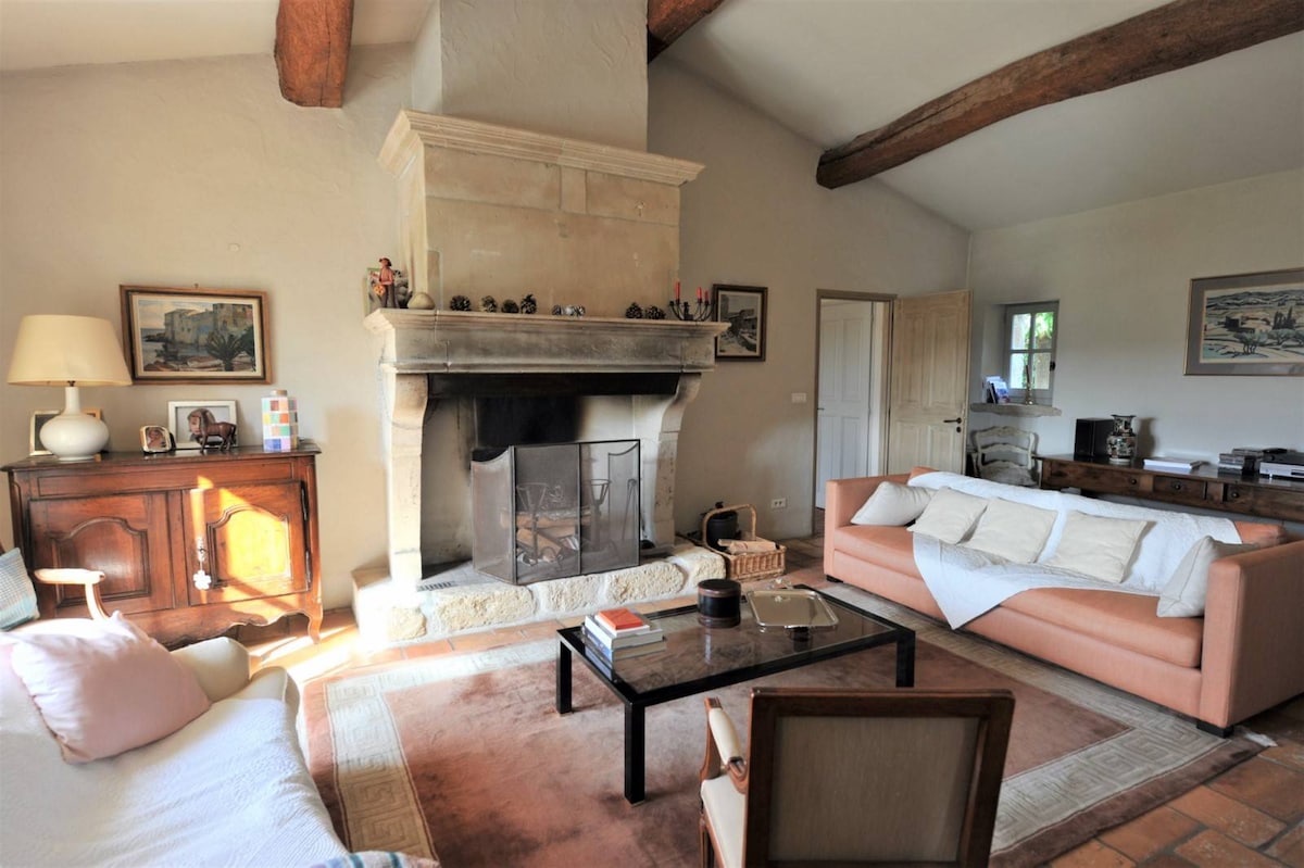 Top Airbnb: In Gordes, with fabulous view on the Lubéron Park à Gordes