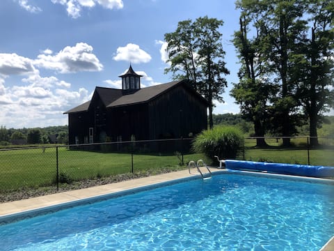 The Plum Bush House: Victorian farmhouse retreat