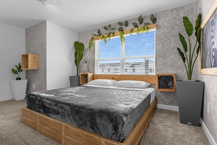 Profitez d'une bonne nuit de sommeil qui vous laissera vous sentir rajeuni et prêt pour une autre journée de plaisir et de convivialité. Après avoir exploré le complexe hôtelier et participé à des activités passionnantes, retirez-vous dans votre chambre sereine, avec des draps relaxants et