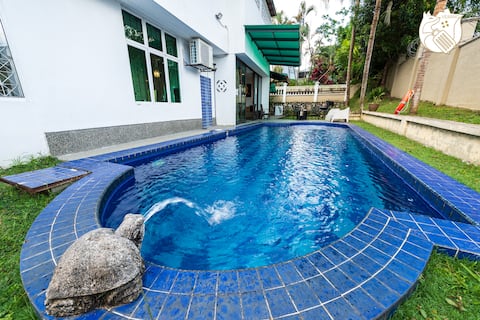 Family Staycation Villa 26P 6R6B w KTV/BBQ/Game@KL