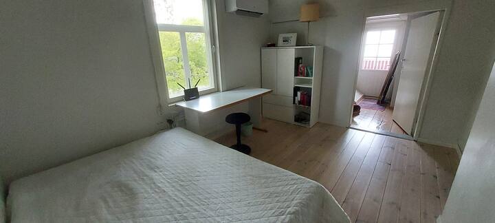 საძინებელი 1