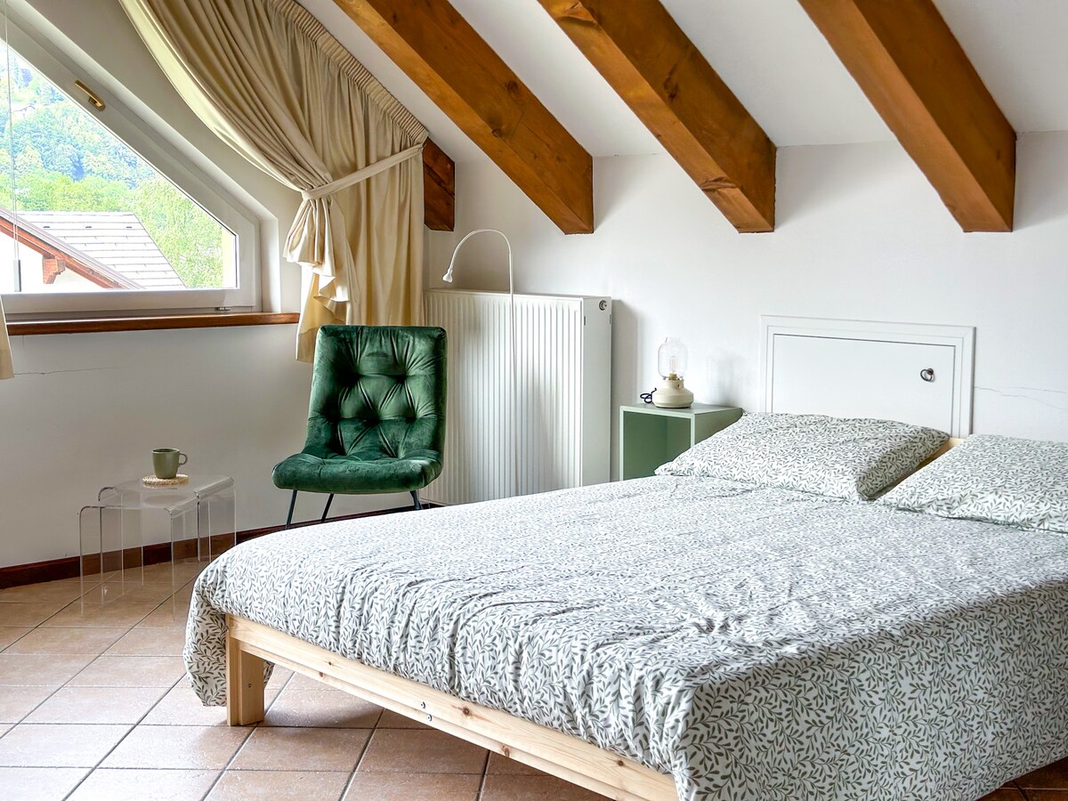 Sehemu ya kulala na sehemu ya kusoma