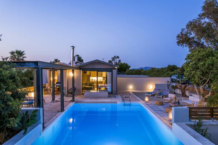 Natura Hill Villa IV Sea View gallery image 2