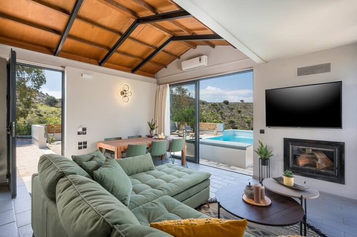 Natura Hill Villa IV Sea View gallery image 4