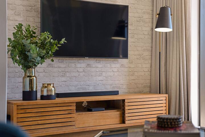 Vibrant Living in the Heart of Sea Point (Apt 302) gallery image 4