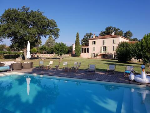Magnifique Bastide (12 pers) Château Réal d'Or