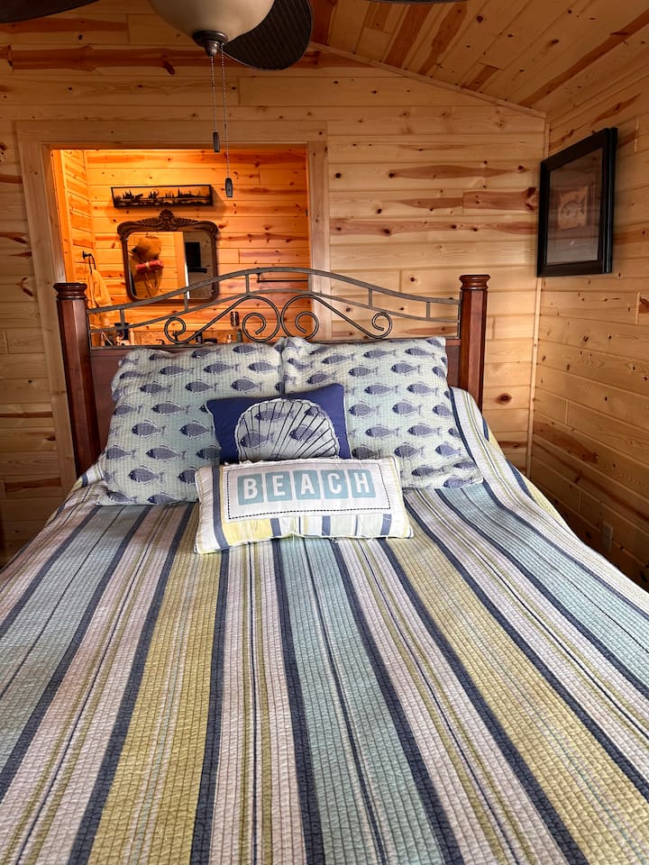 ห้องนอน 1 พร้อมอ่างอาบน้ำหลัก 